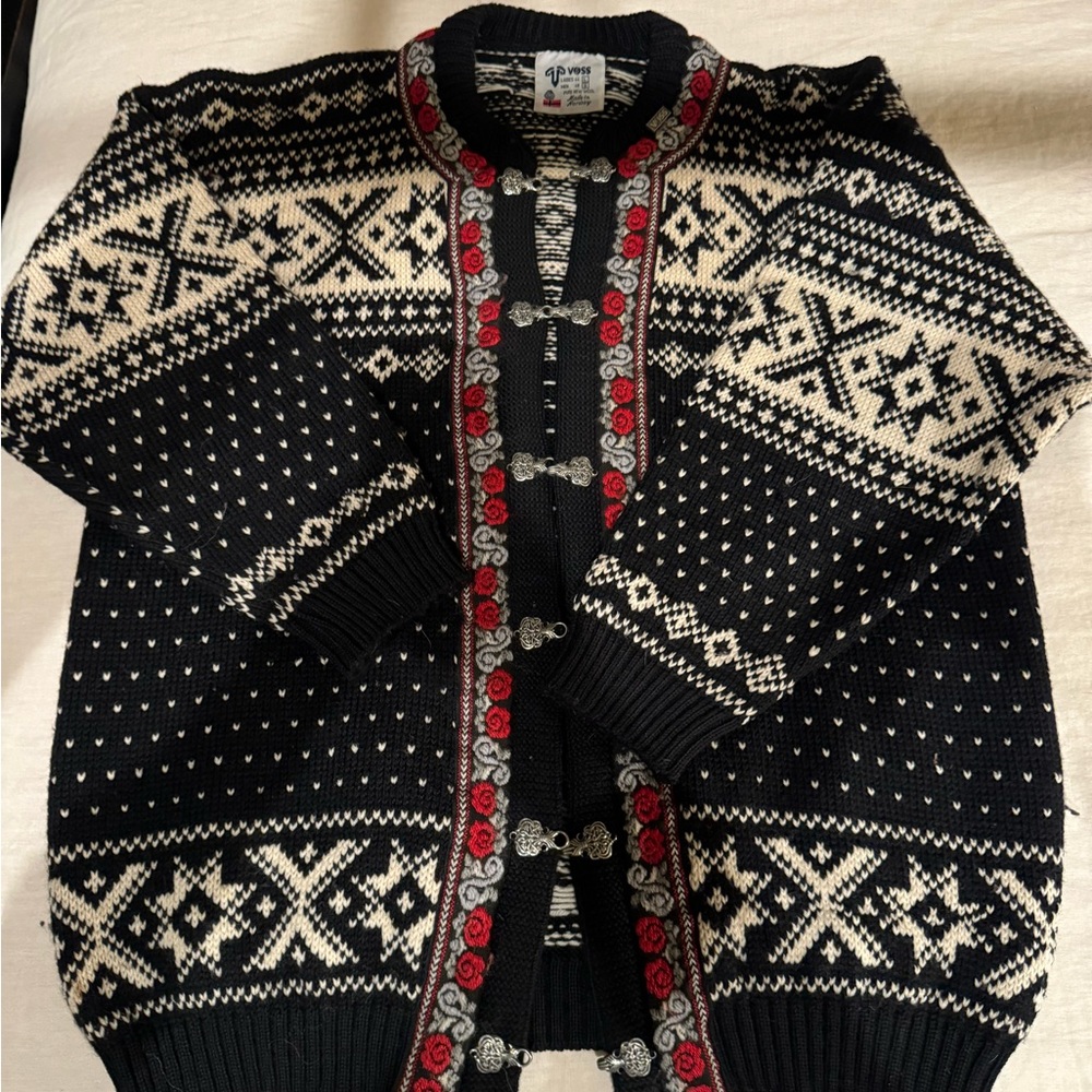 Voss cardigan sweater - unisex